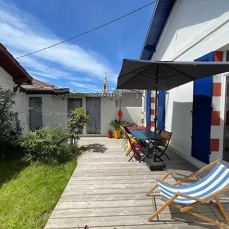 Maison Lumineuse Avec Jardin - Proche D'eyrac Et Commerces - Fr-1-420-133 * 阿卡雄