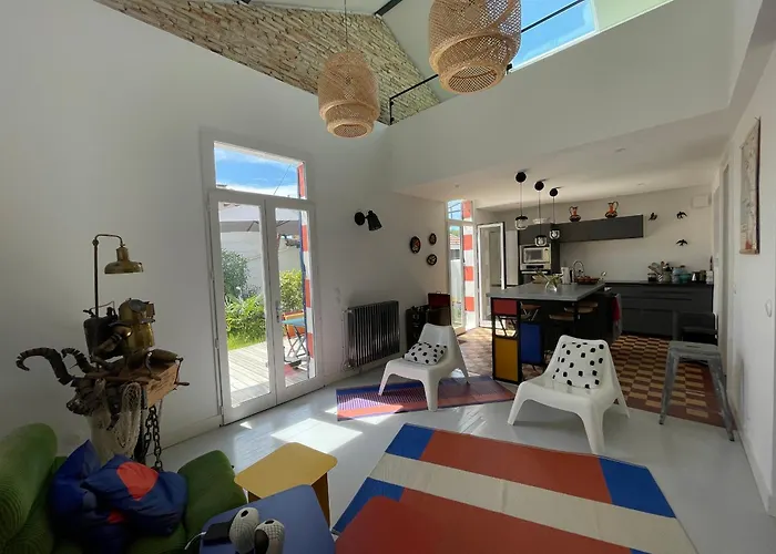 度假居 Maison Lumineuse Avec Jardin - Proche D'eyrac Et Commerces - Fr-1-420-133 *