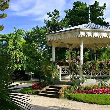 Maison Lumineuse Avec Jardin - Proche D'eyrac Et Commerces - Fr-1-420-133 アルカション