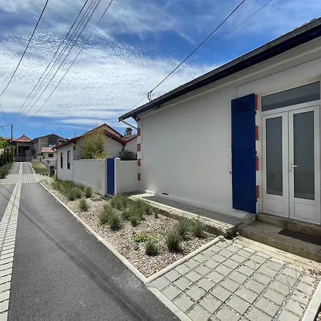Maison Lumineuse Avec Jardin - Proche D'eyrac Et Commerces - Fr-1-420-133 別荘 アルカション